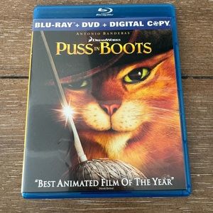 Puss in Boots BluRay & DVD
